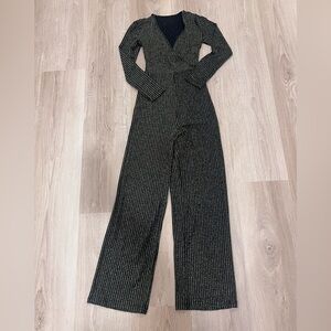 Elegant Black and Gold Women's Jumpsuit